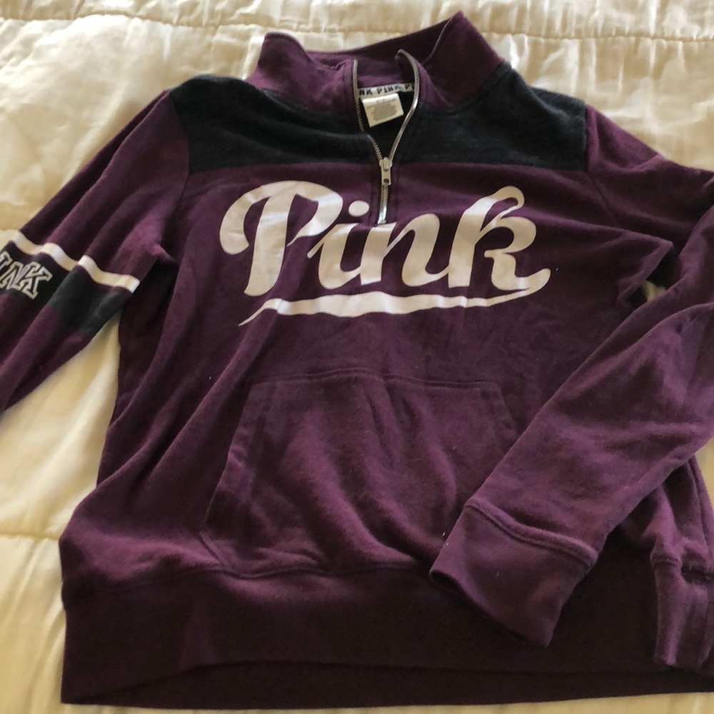 PINK SWEATSHIRT